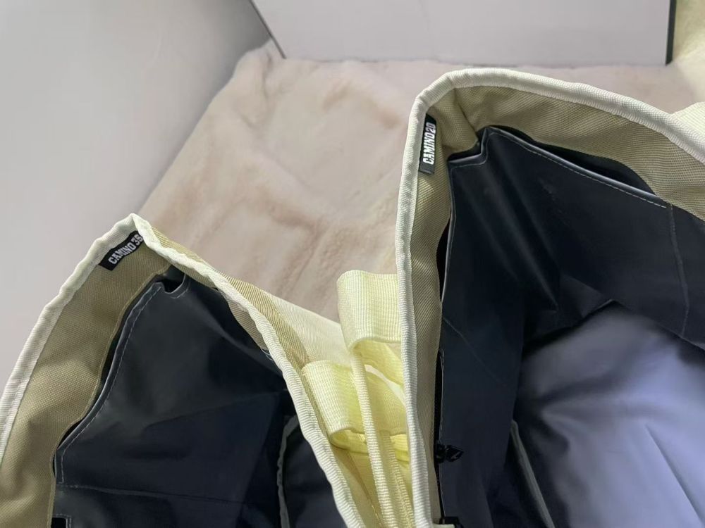 YT Tote-Style Cooler Bag — Hard-Bottom, Waterproof, Outdoor Picnic, Travel, and Lunch Bag / Ice Pack
