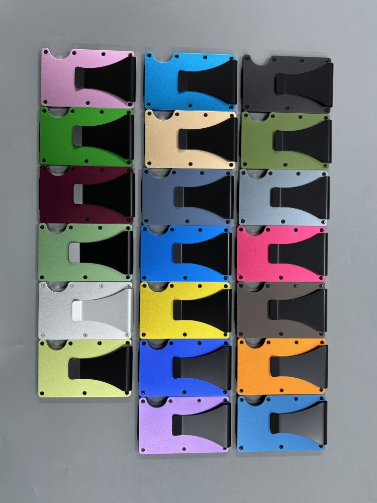 Ultra-thin aluminum alloy credit card wallet / card holder