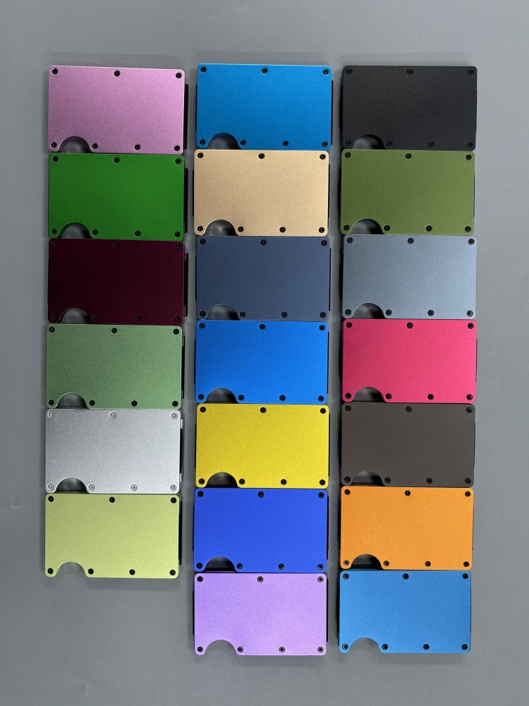 Ultra-thin aluminum alloy credit card wallet / card holder