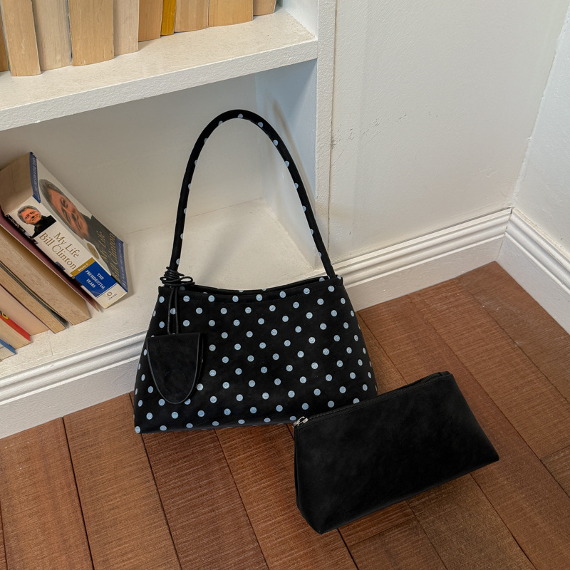 Instagram-Style Niche Design vegan suede Shoulder Bag
