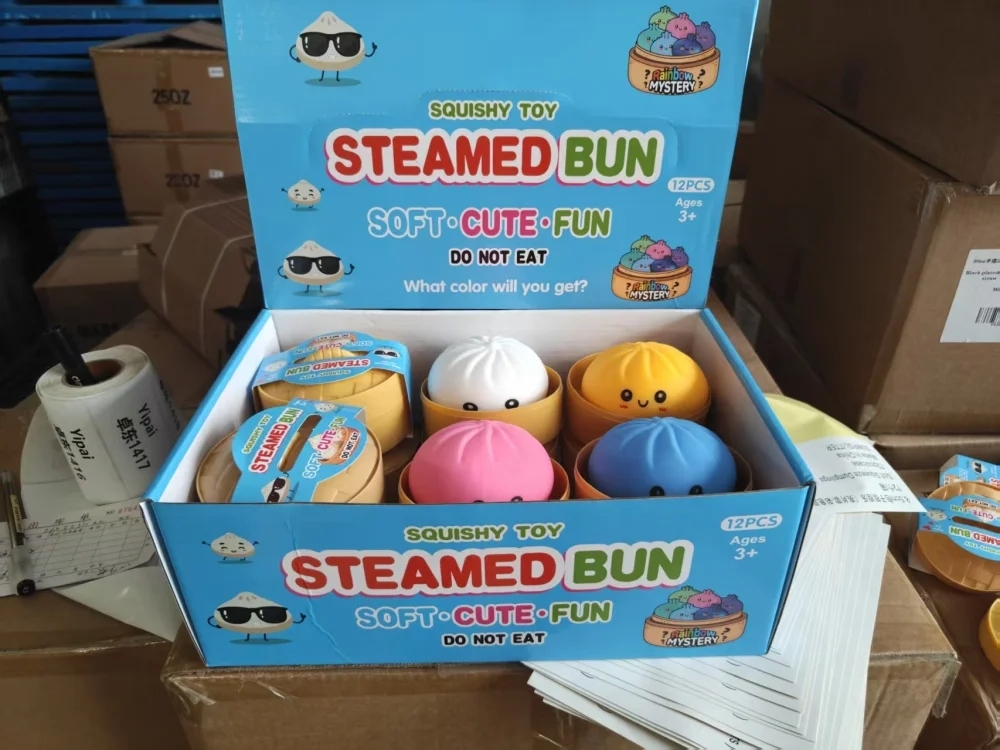 72 Pack China Warehouse Dumpling Squishy Mystery Box Colorful Soft Squeeze Decompression Dumpling Squishy Toys with Steamer