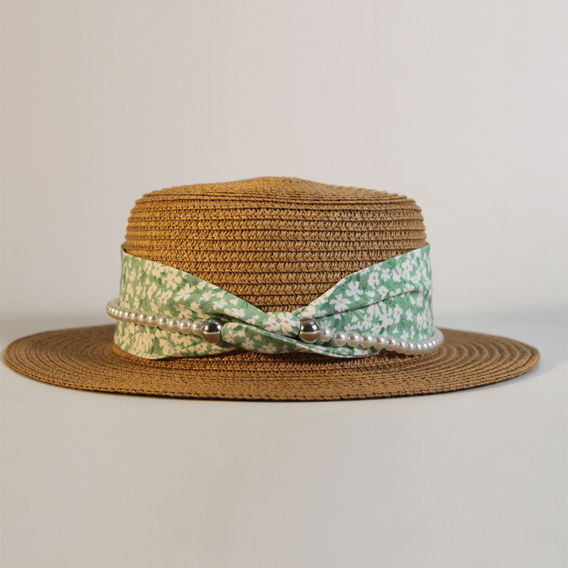 Hat band New style round-top straw hat with polka dot ribbon and pearl trim, perfect for beach outings.