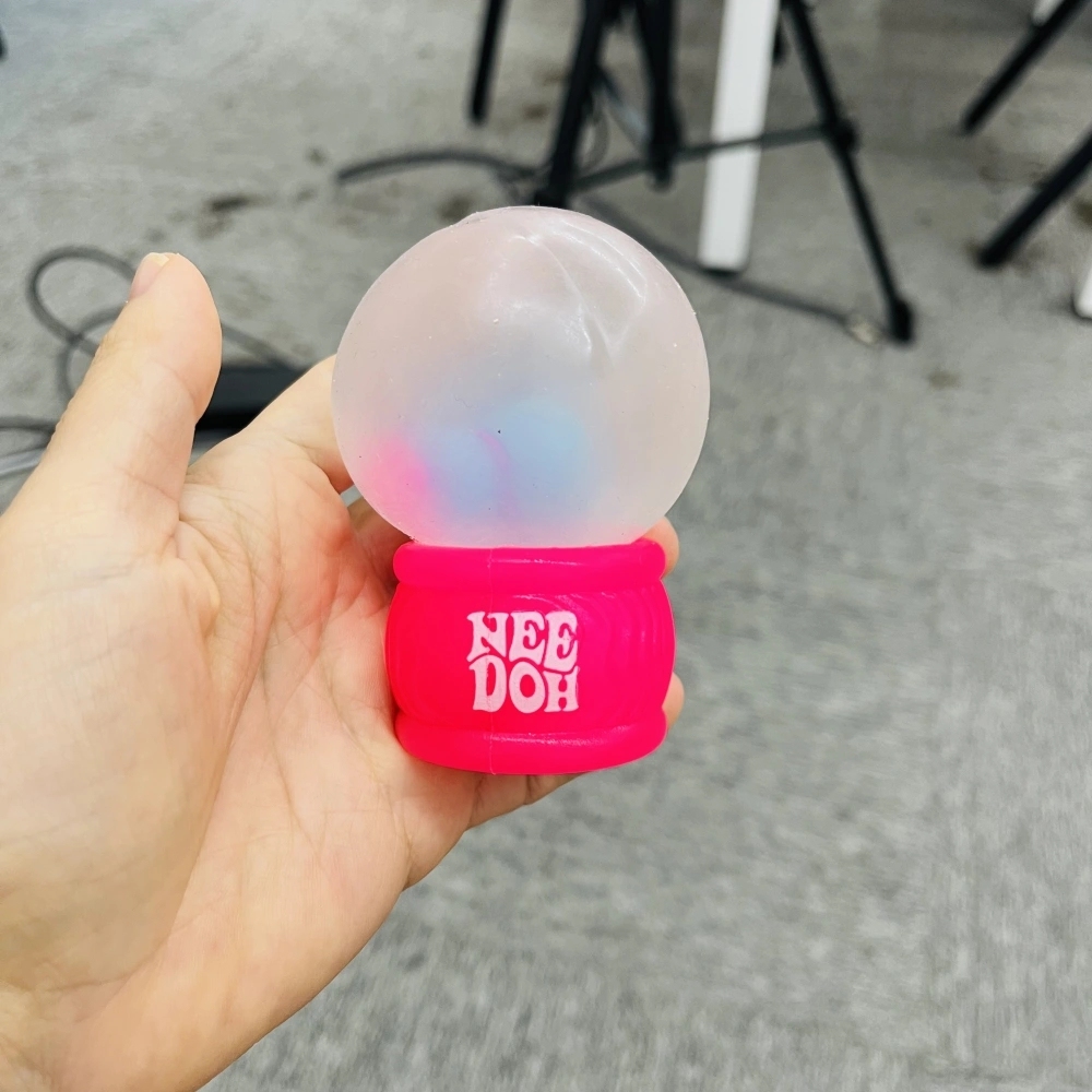 60 Pack China Warehouse Needoh Style Christmas Snow Globe Flow Squishy Stress Relief Fidget Toys with Flashing Light for Kids