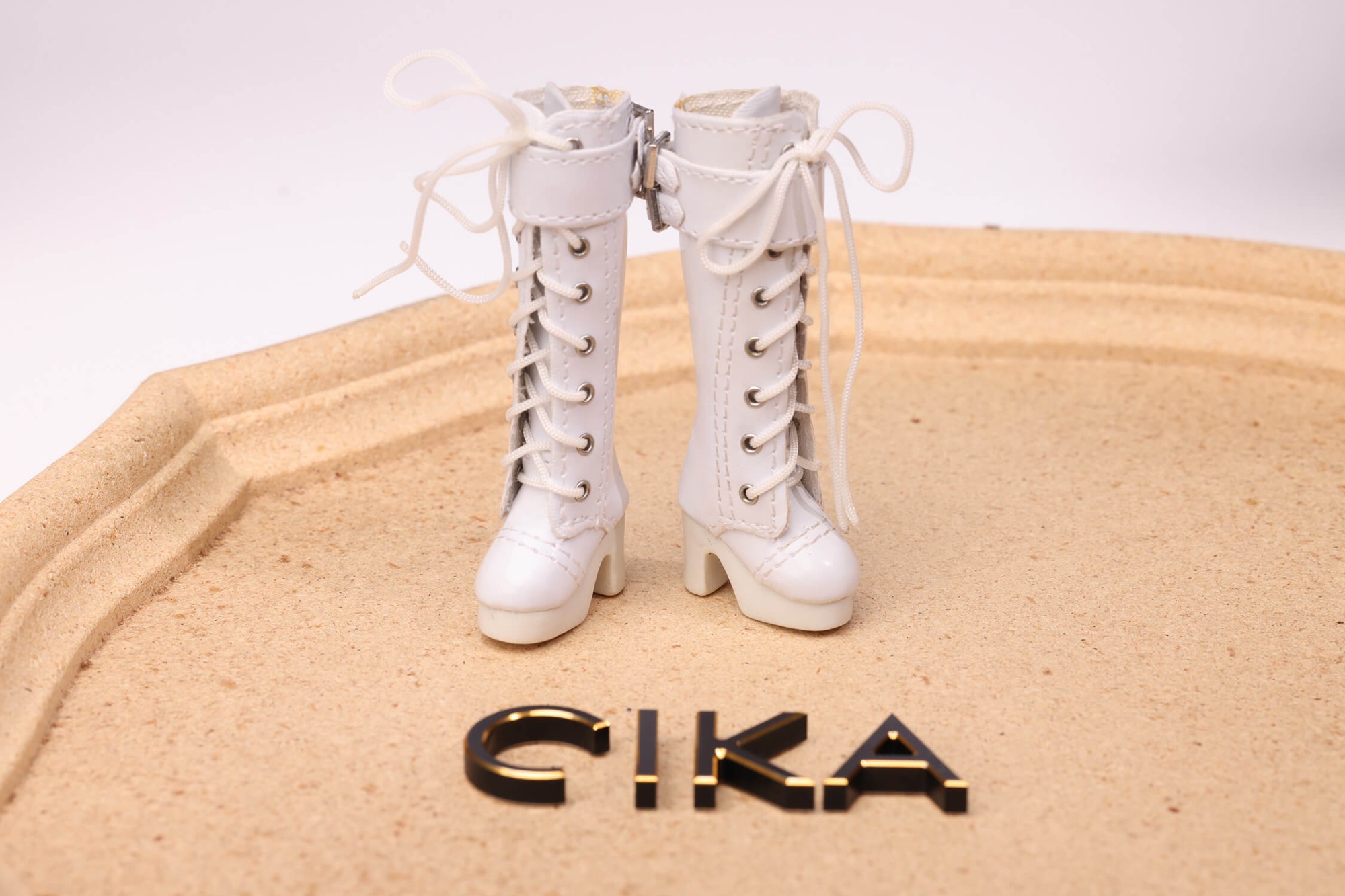 White PU boots