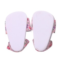 Sandals with floral patterns