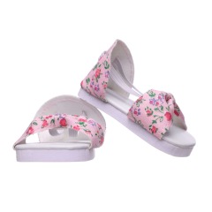 Sandals with floral patterns