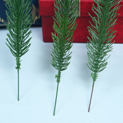 Versatile and Sustainable PE Artificial Leaves for Christmas Trees and Decorations