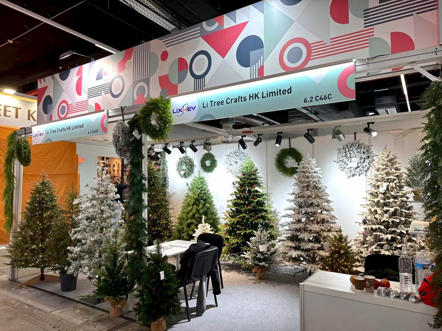 How to Choose a Reliable OEM/ODM Manufacturer for Artificial Christmas Trees