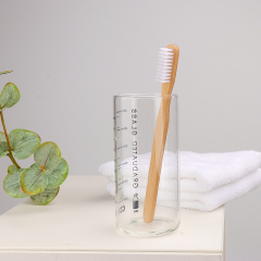 白色强力清洁牙刷