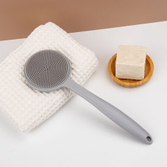 灰色长柄硅胶沐浴刷