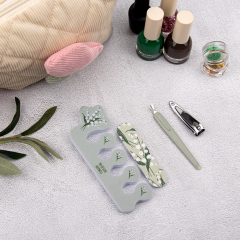 4 PCS Beauty Set Packaged In PVC Bag And Paper Card