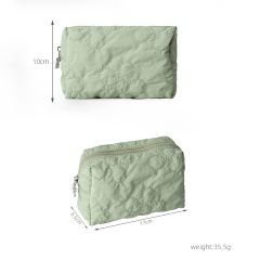 Quilted Flower Pattern Fabric Zipper Cosmetic Bag with Personalized Logo Skincare Cosmetic Pouch Cute Gift