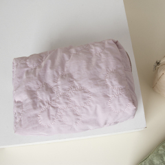 Quilted Flower Pattern Fabric Zipper Cosmetic Bag with Personalized Logo Skincare Cosmetic Pouch Cute Gift