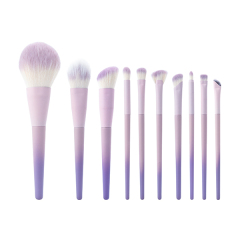 Makeup brush