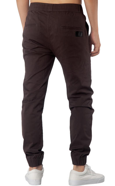 Man Khaki Jogger Pants with Wrinkled Design Coffee