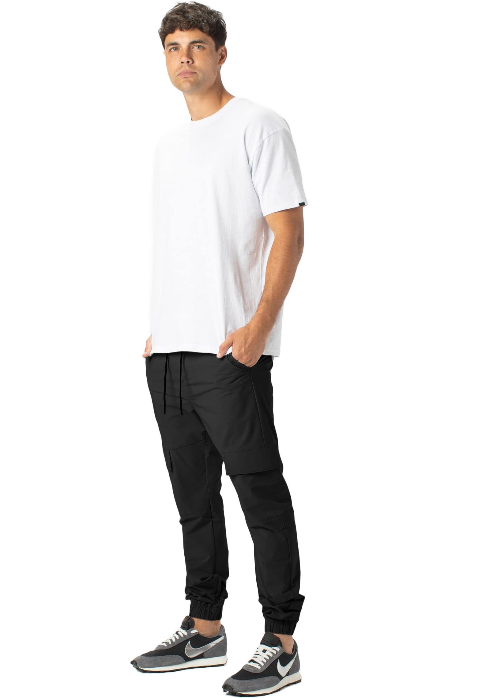 Man Lightweight Cargo Jogger Pants Slim Fit Black