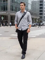 Men's Slim-Fit Cargo Pants - Jet Black