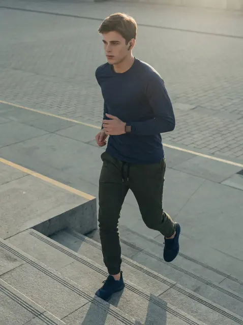 Men's Slim-Fit Chino Joggers - Army Green