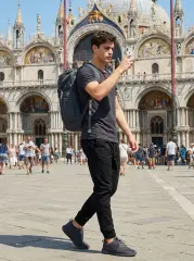 Men's Slim-Fit Chino Joggers - Black