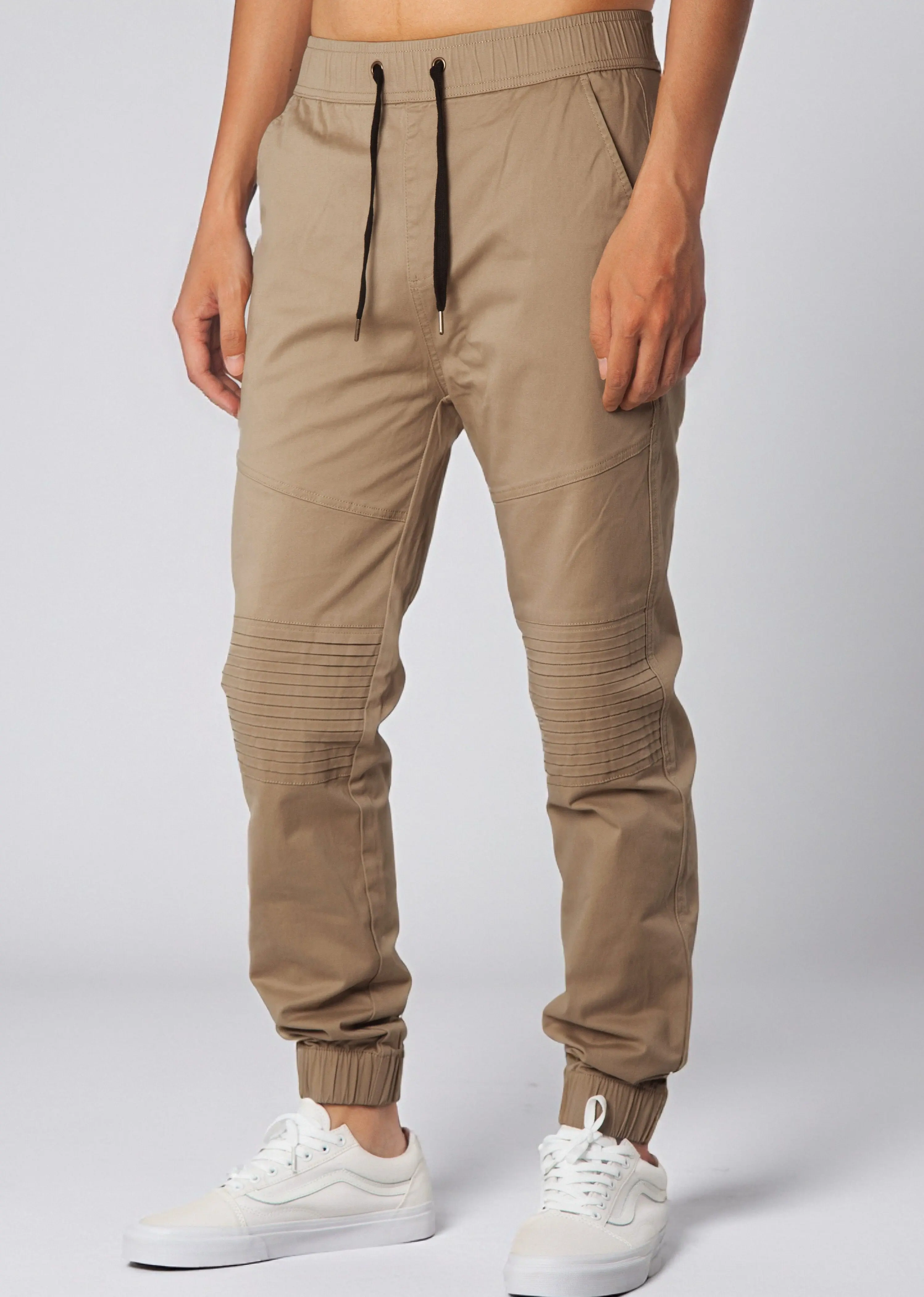 Man Khaki Jogger Pants with Wrinkled Design Slim Fit Dark Khaki