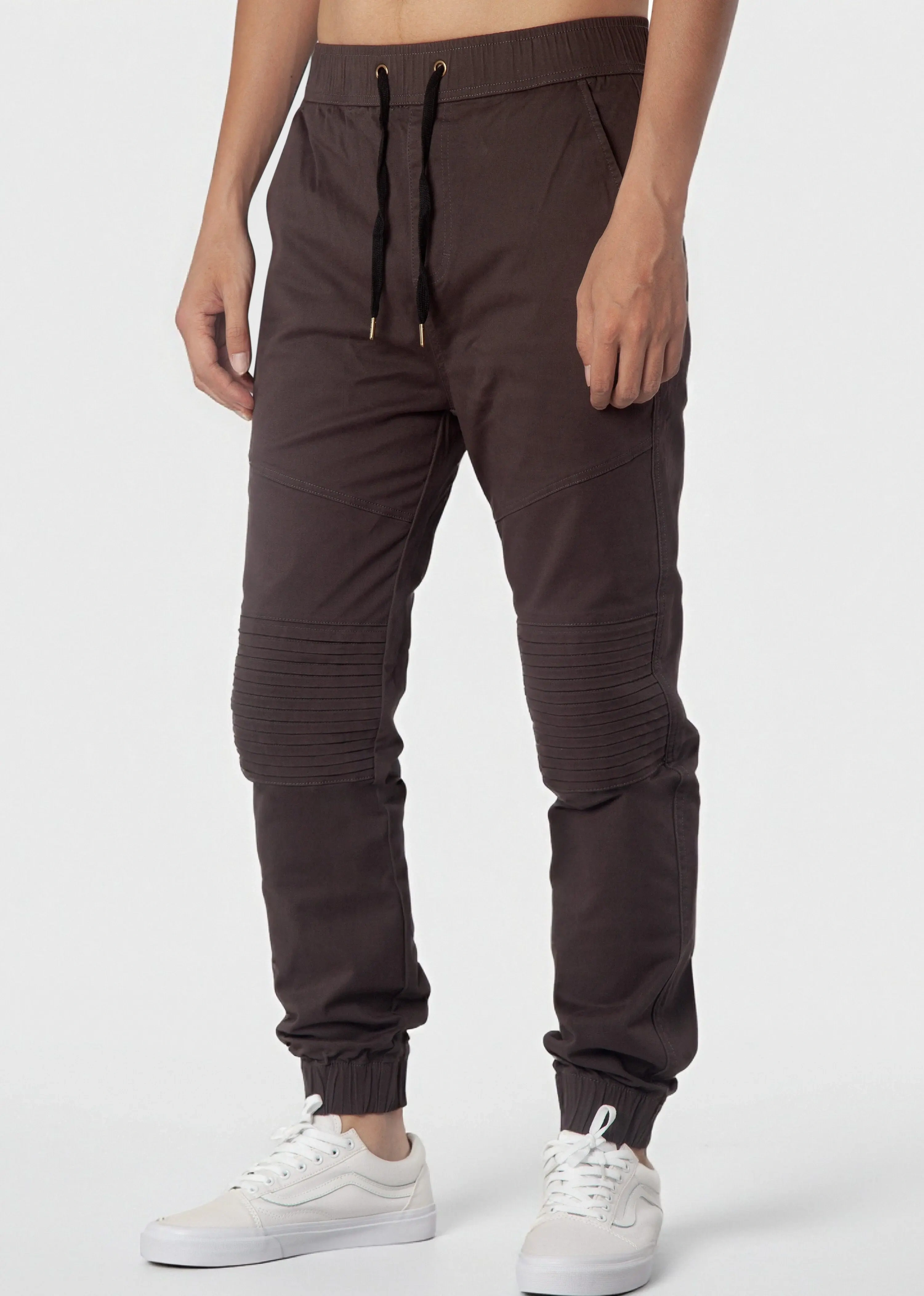 Man Khaki Jogger Pants with Wrinkled Design Slim Fit Coffee