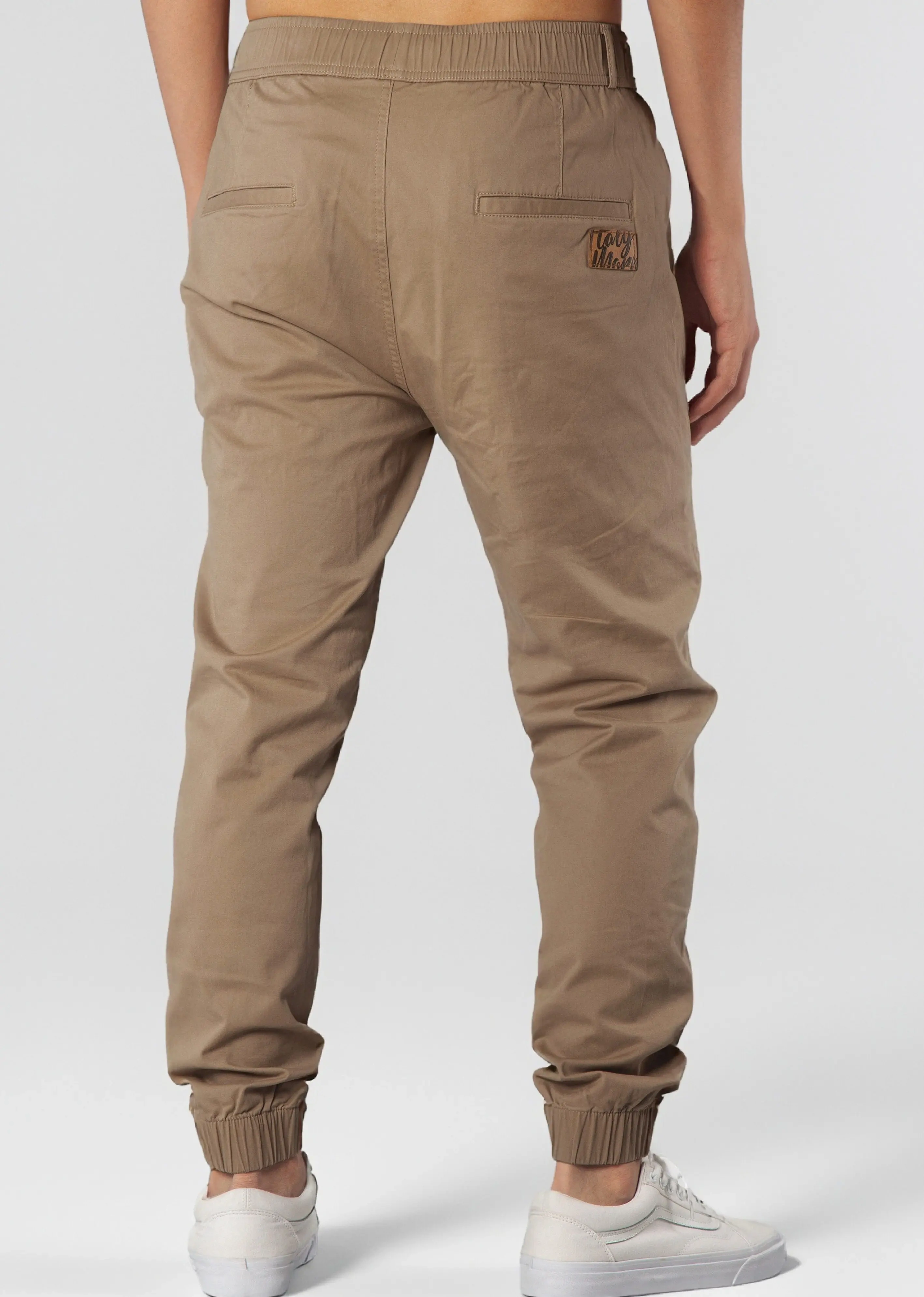 Man Khaki Jogger Pants with Wrinkled Design Slim Fit Dark Khaki