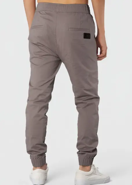 Man Khaki Jogger Pants with Wrinkled Design Slim Fit Mid Grey