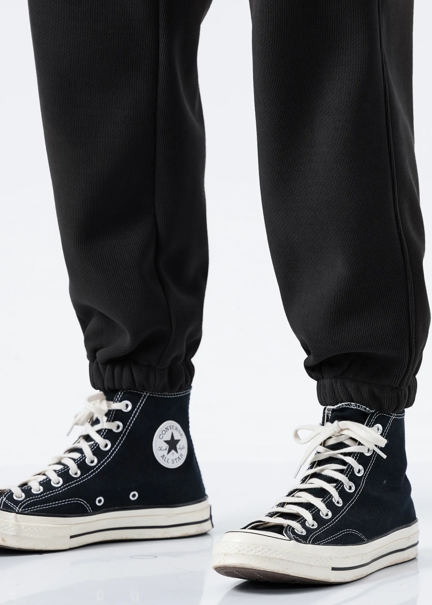 Mens Fleece Lined Sweatpants Winter Warm Running Outdoor Jogger Pants Regular Fit Black