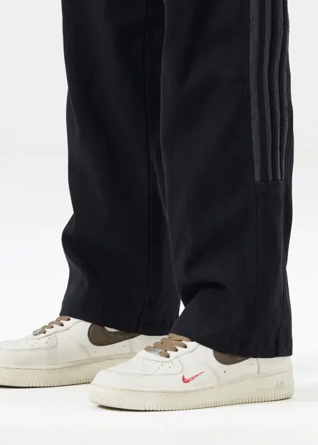 Men Elastic Waistband Track Pants Relaxed Fit Black