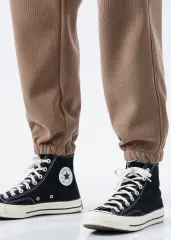 Mens Fleece Lined Sweatpants Winter Warm Running Outdoor Jogger Pants Regular Fit Khaki