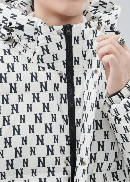 Men Puffer Down Jacket with Hood for Winter Beige