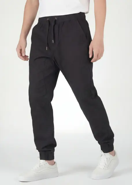 Men's Slim-Fit Chino Joggers - Black