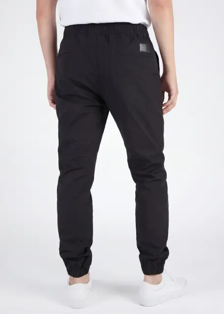 Man Lightweight Jogger Pants Slim Fit Black