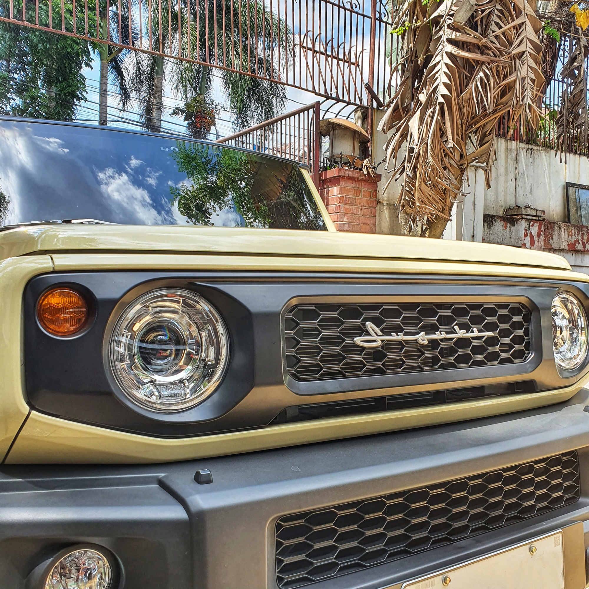 Front Grille G with logo for Jimny JB74W JB64W JB74 JB64 2018+