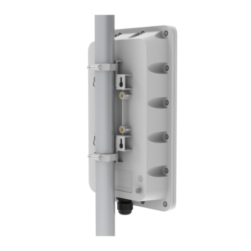 HL-5600 5G Outdoor CPE
