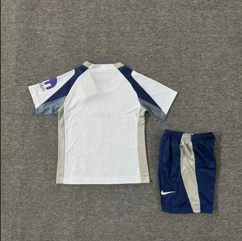 2025-26 Tottenham Hotspur Home Football Kit