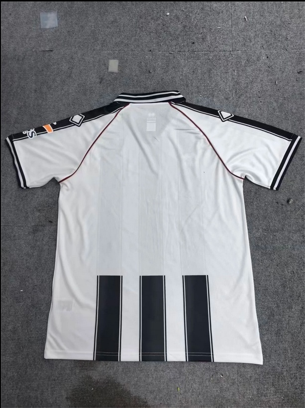 2025-26 CD Castellón Home Football Jersey