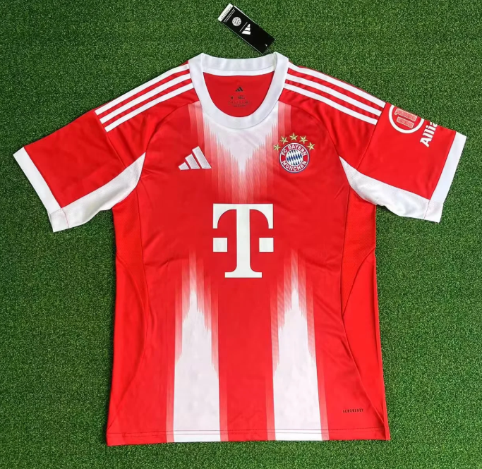 2025-26 Bayern Munich Home Football Jersey