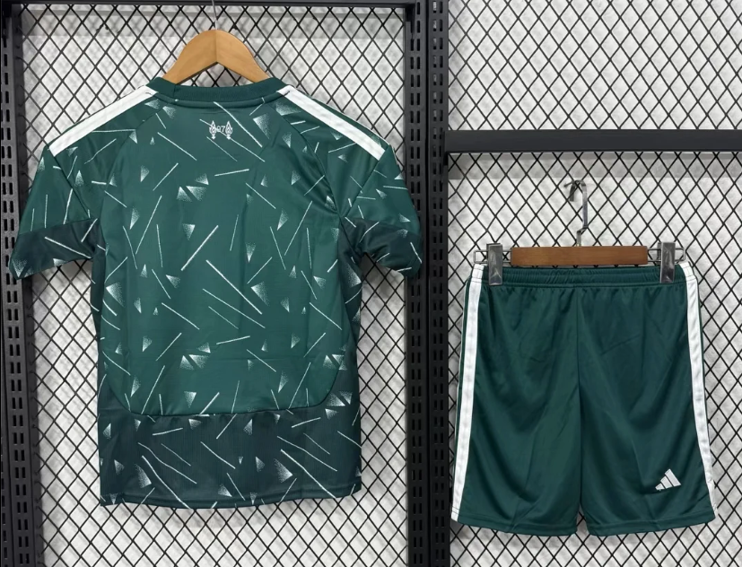 2026-27 Liverpool green goalkeeper Football Kit