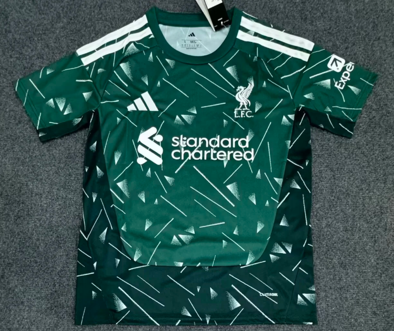 2026-27 Liverpool Green goalkeeper Football Jersey