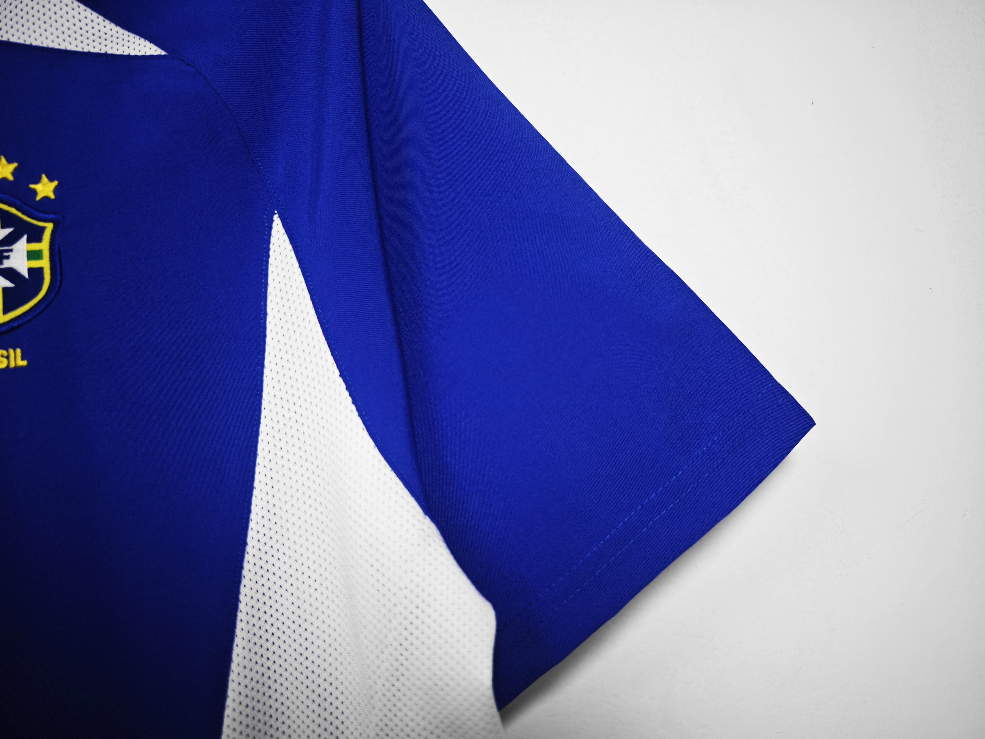 2002  Brazil Away Retro jersey