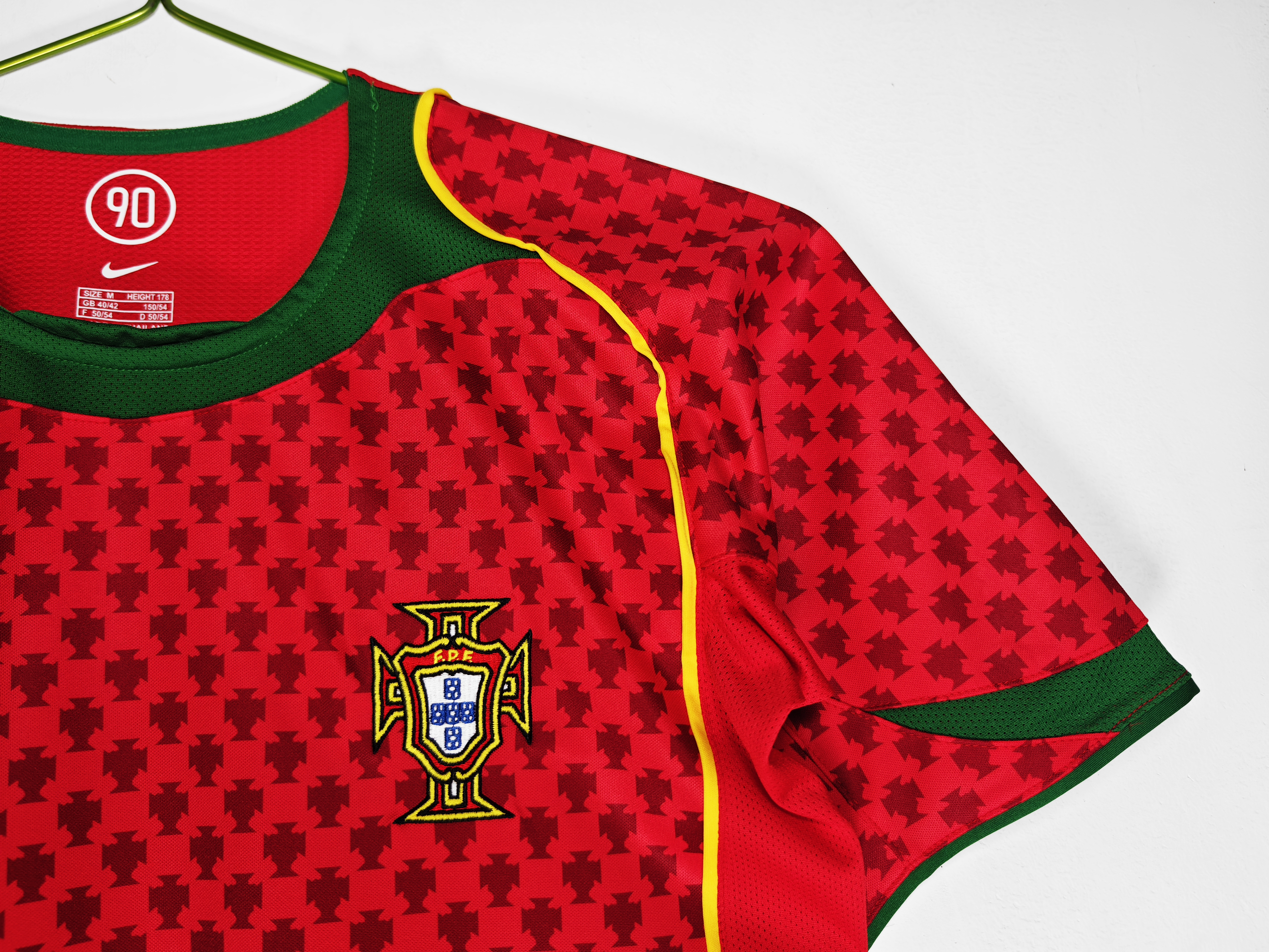 2004 Portugal Home Retro jersey