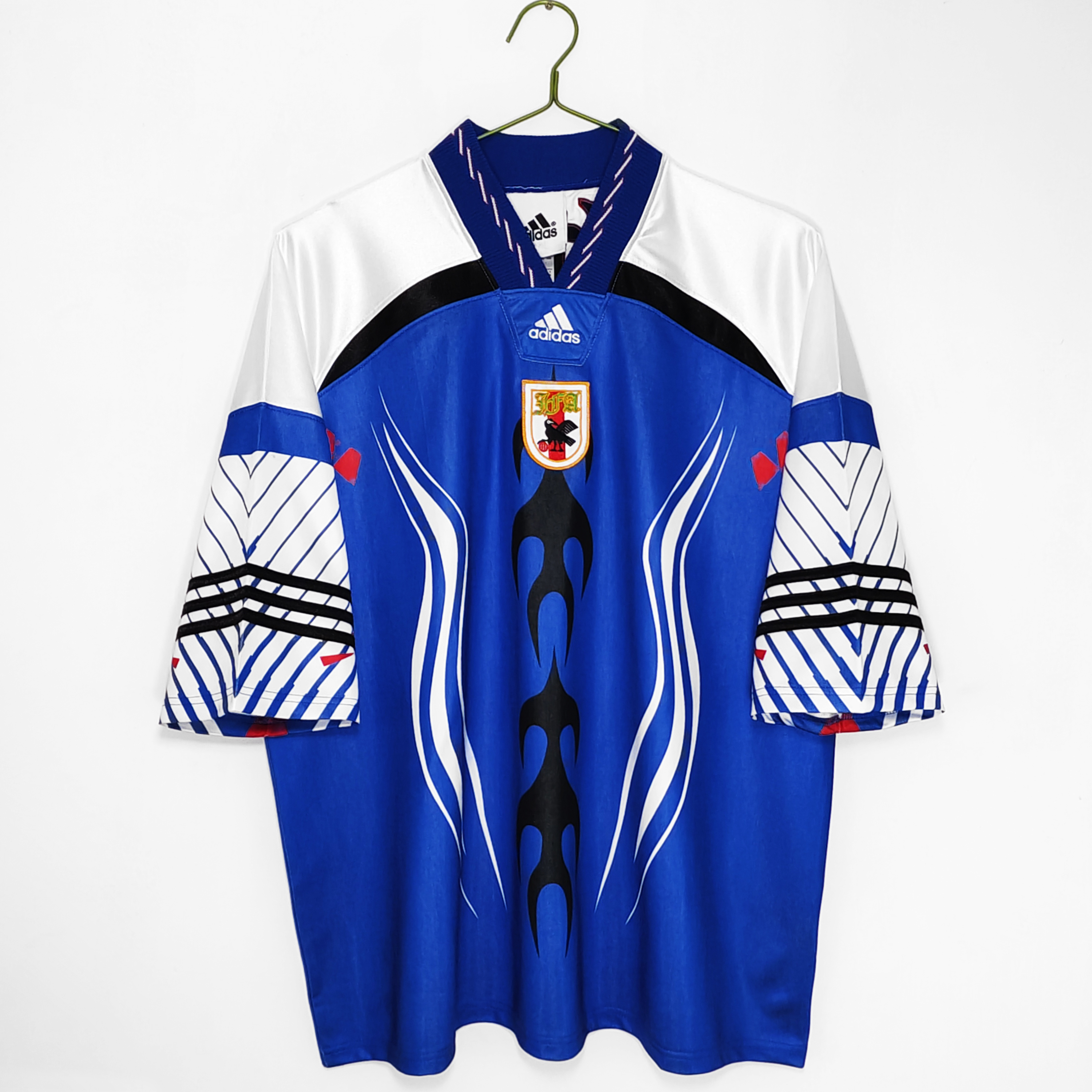 Japan Casual culture knitted short-sleeved V-neck jersey shirt Retro jersey