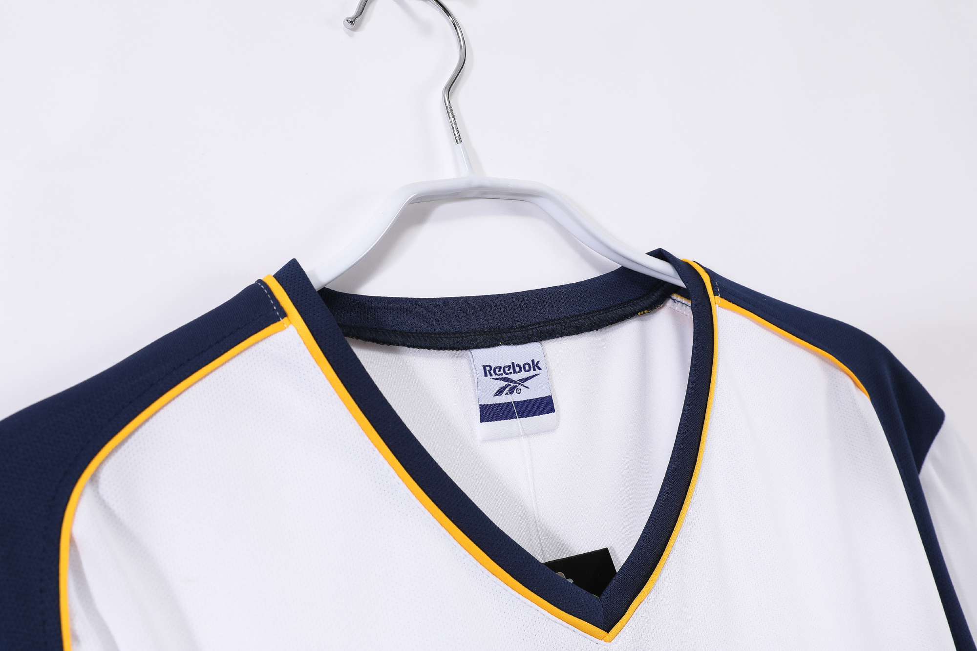 2001/02  Liverpool Away Retro jersey