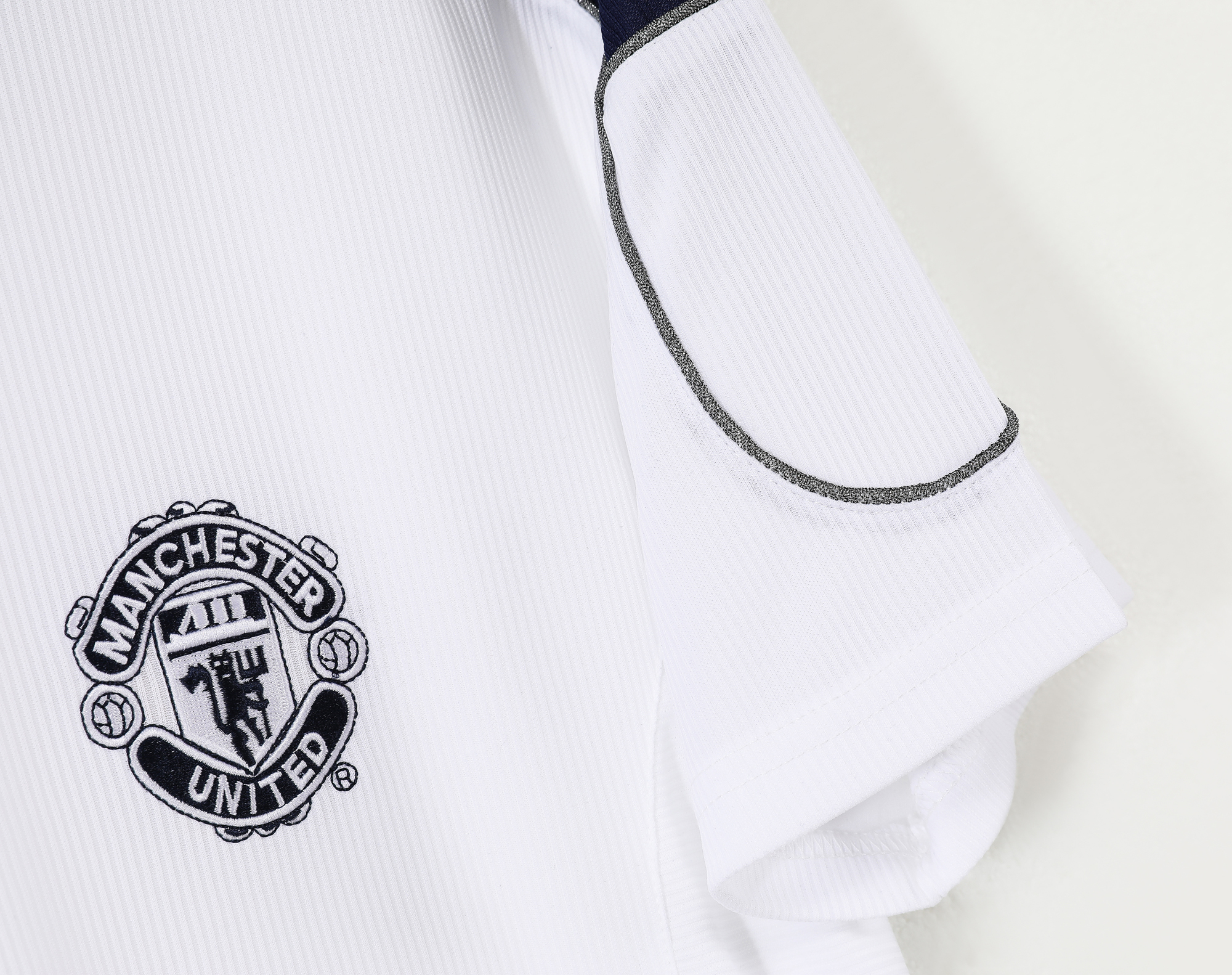 2000/01  Manchester United Away Retro jersey