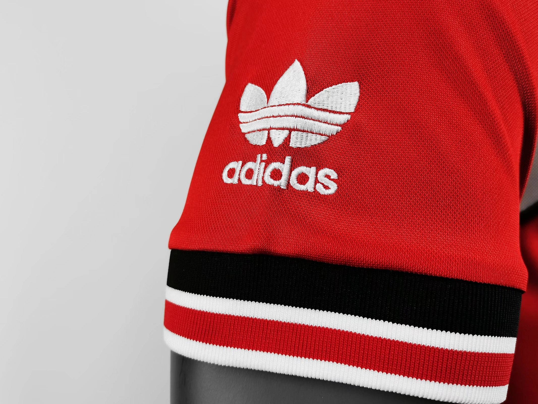 1985 Manchester United Home Retro jersey