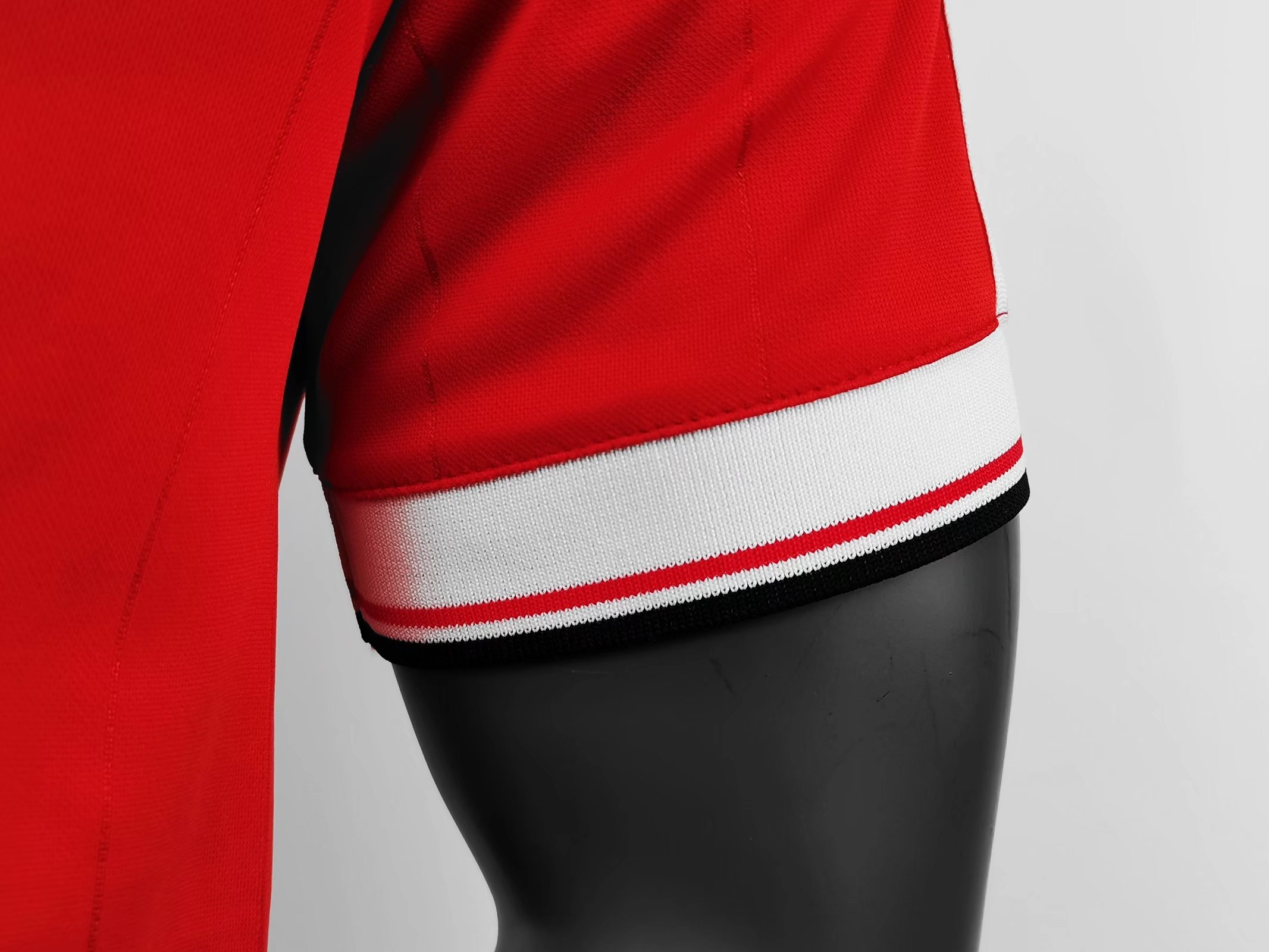1984  Manchester United Home Retro jersey