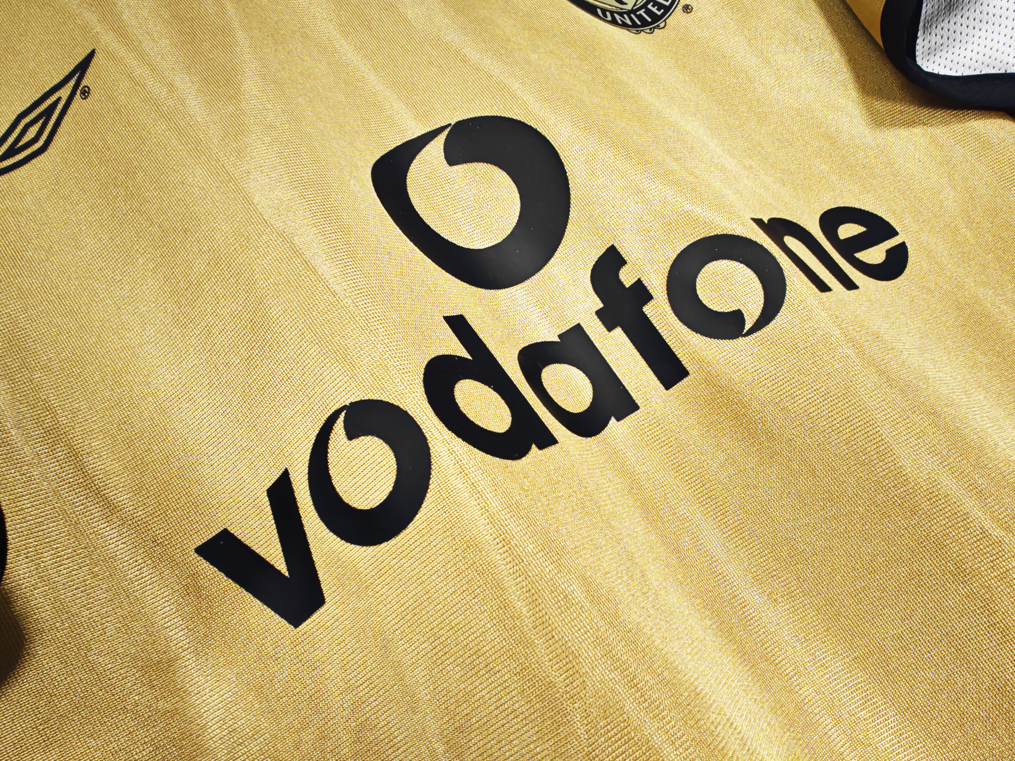 2001/02 Manchester United Centennial Commemorative Edition Retro jersey