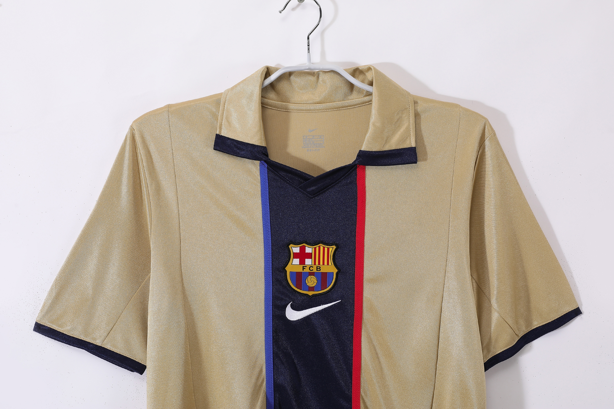 2001/02  Barcelona Away Retro jersey