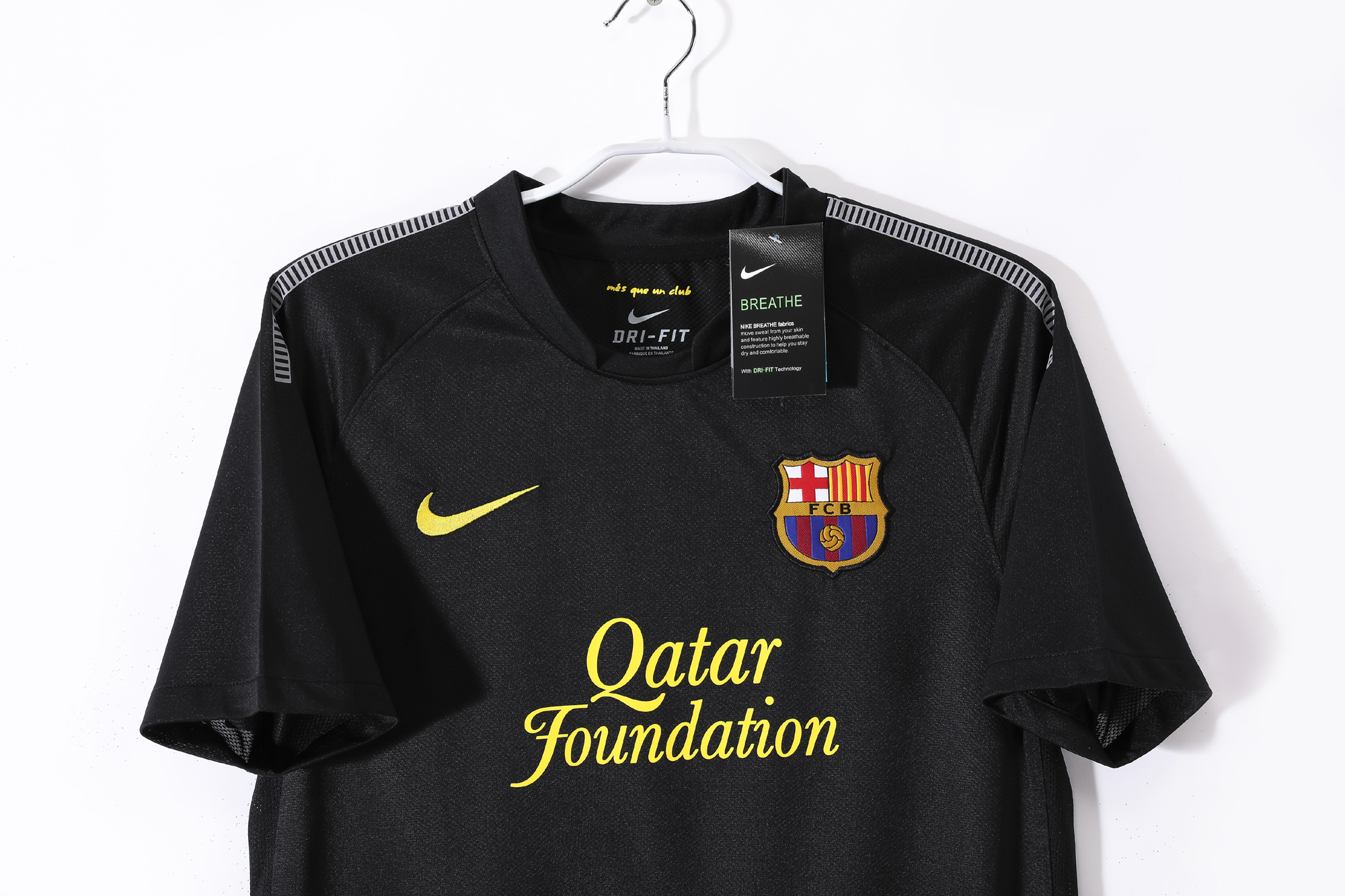 2011/12  Barcelona Away Retro jersey